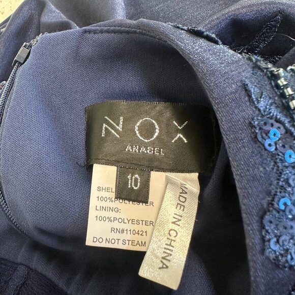 Navy Bead Applique Short Deep V-Neck Dress by Nox Anabel - Size 10 - Picture 6 of 6